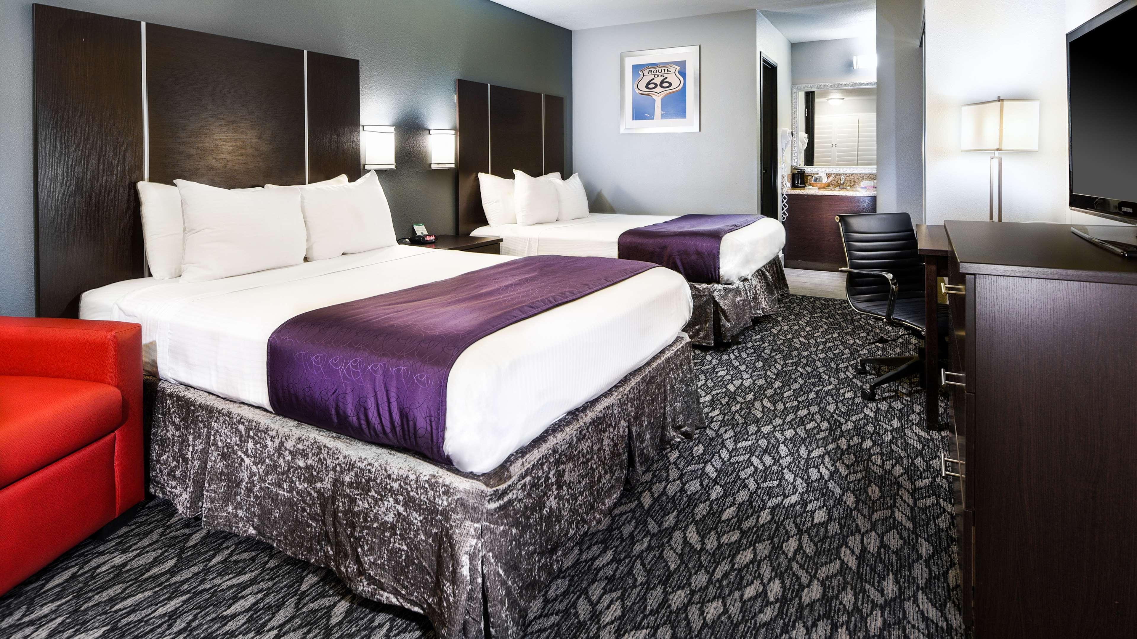 Best Western Desert Villa Inn Барстоу Екстериор снимка