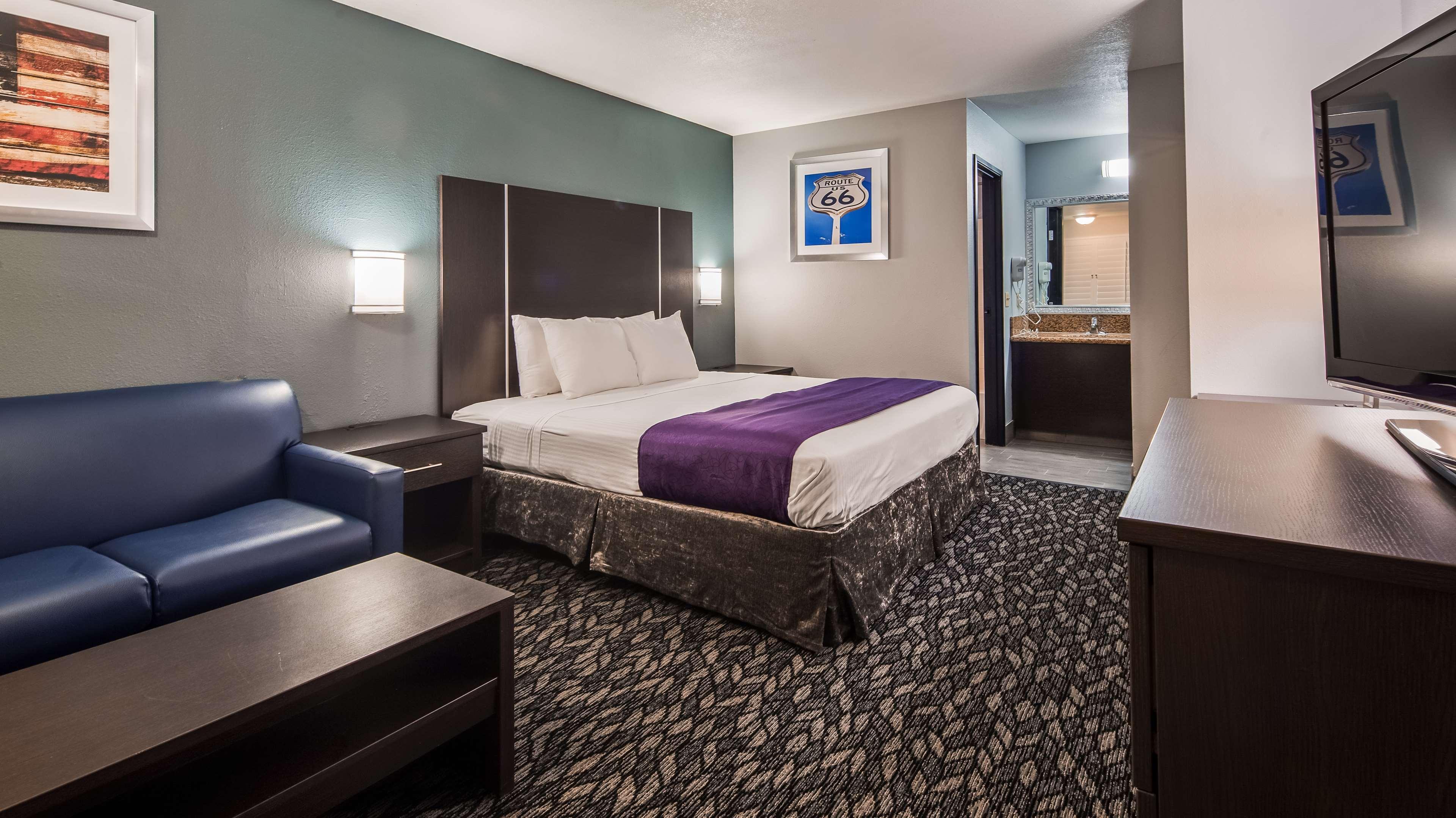 Best Western Desert Villa Inn Барстоу Екстериор снимка
