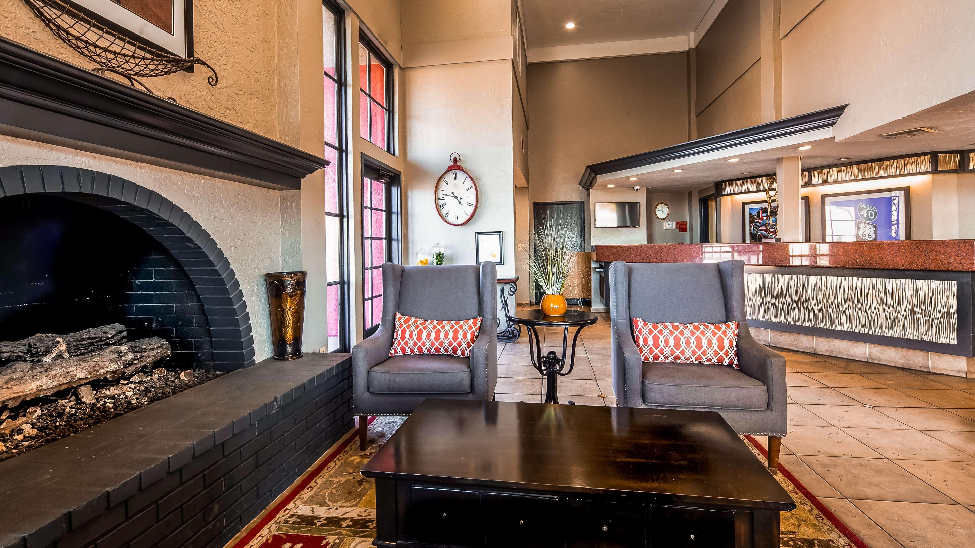 Best Western Desert Villa Inn Барстоу Екстериор снимка