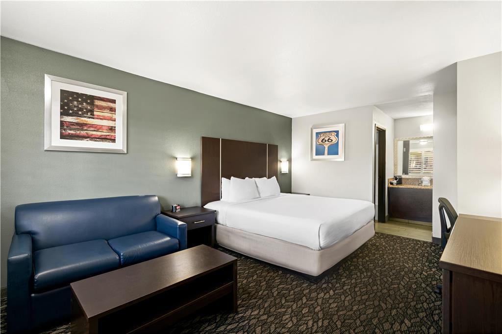 Best Western Desert Villa Inn Барстоу Стая снимка