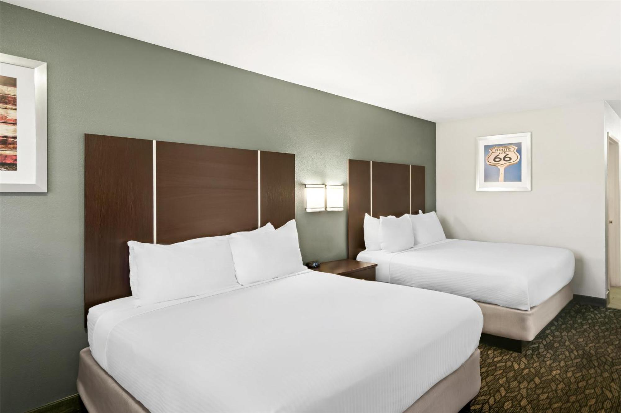 Best Western Desert Villa Inn Барстоу Екстериор снимка